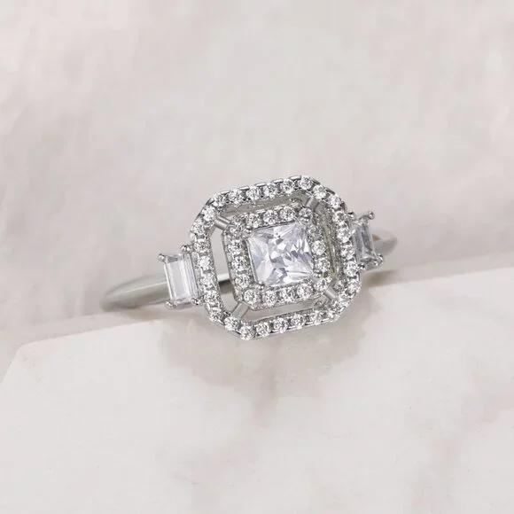 💍New Luxury Engagement Clear Diamond Square Noble Dainty Ring for Women, K782
